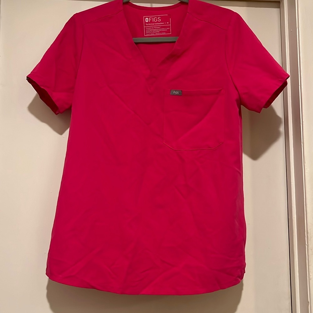Figs, Catarina, top hot pink size medium